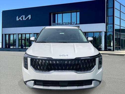 Snow White Pearl 2026 Kia Carnival LX