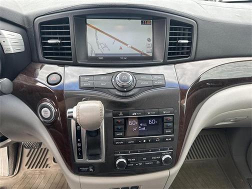 2011 Nissan Quest LE