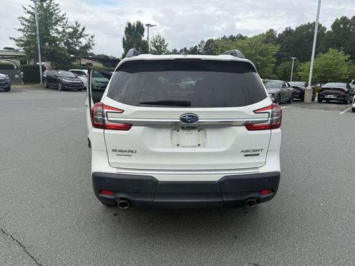 Crystal White Pearl 2023 Subaru Ascent Touring 7-Passenger