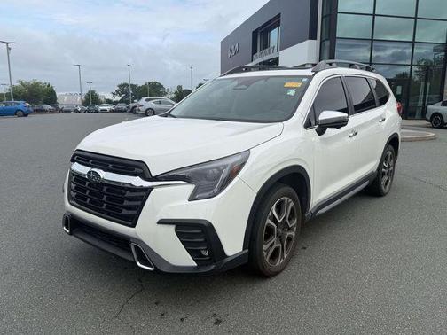 Crystal White Pearl 2023 Subaru Ascent Touring 7-Passenger