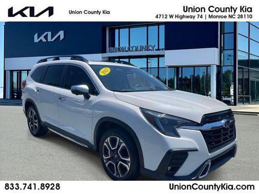 Crystal White Pearl 2023 Subaru Ascent Touring 7-Passenger