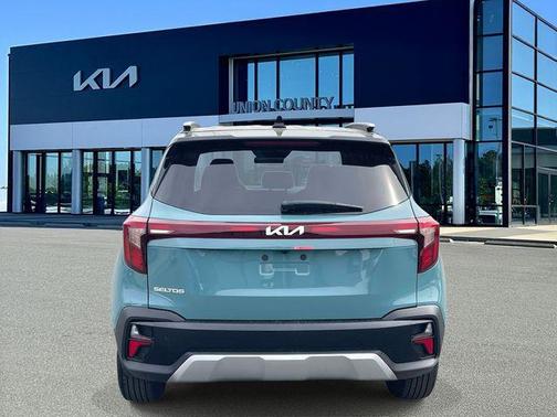 Pluton Blue/Black Roof 2026 Kia Seltos S
