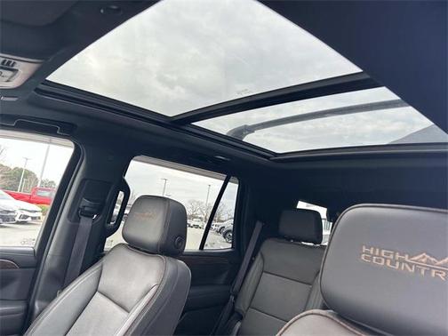 2023 Chevrolet Tahoe 4WD High Country