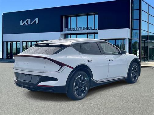 2025 Kia EV6 Wind