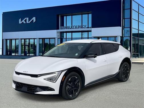 2025 Kia EV6 Wind