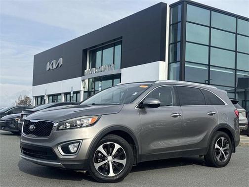 2017 Kia Sorento EX