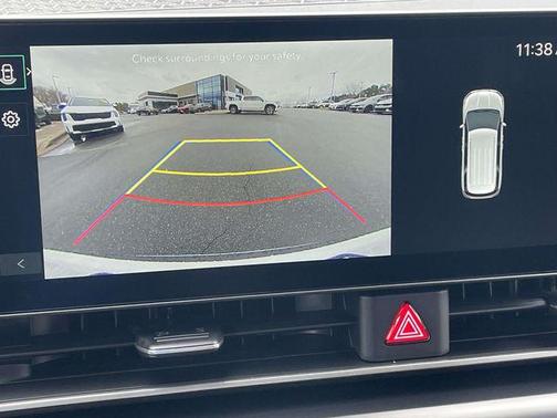 Snow White Pearl 2026 Kia Carnival LXS