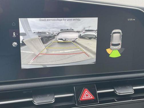 Aurora Black Pearl 2026 Kia Niro EX