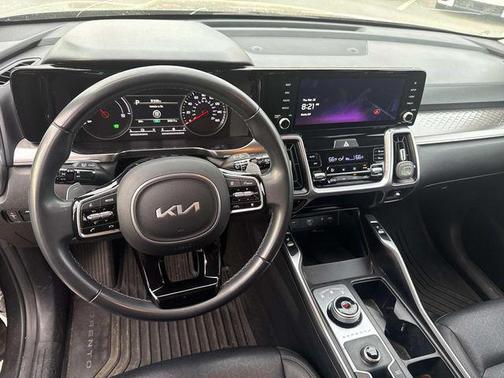 Platinum Graphite 2023 Kia Sorento Hybrid EX