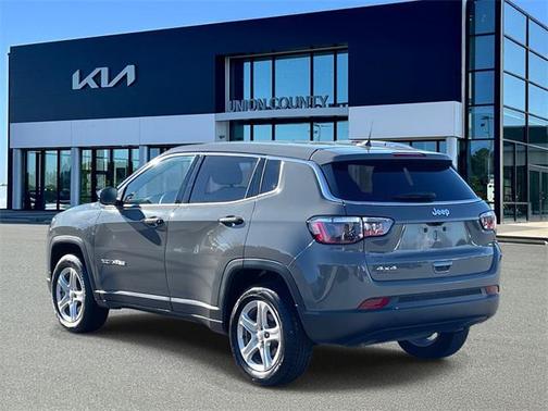 2023 Jeep Compass Sport