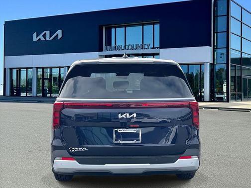 Deep Chroma Blue 2026 Kia Carnival LX