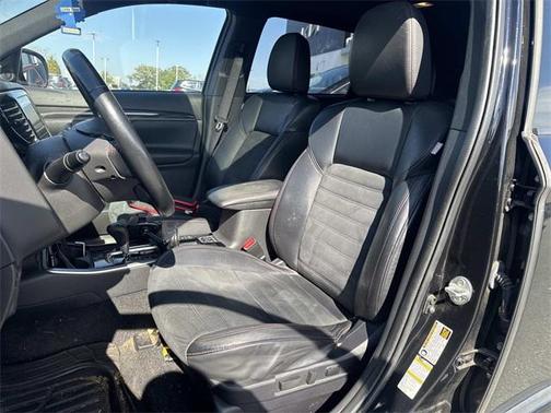 2020 Mitsubishi Outlander SP