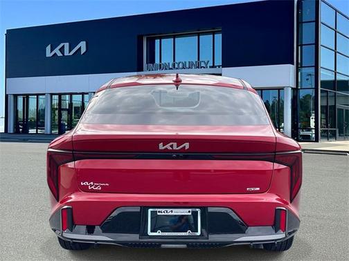 2025 Kia K4 GT-Line