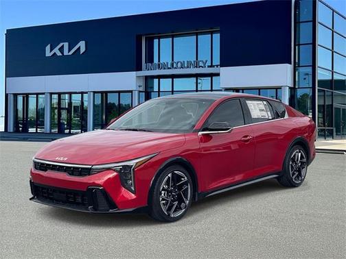 2025 Kia K4 GT-Line