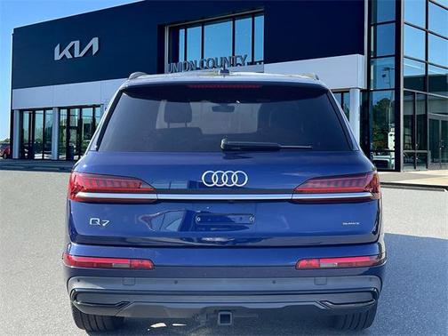 2021 Audi Q7 55 Premium Plus