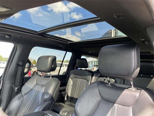 2022 Jeep Wagoneer Series II 4x4