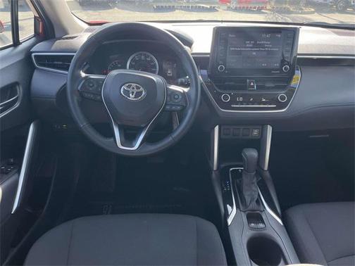 2022 Toyota Corolla Cross LE