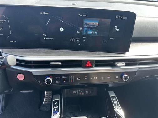 2025 Kia Sorento SX