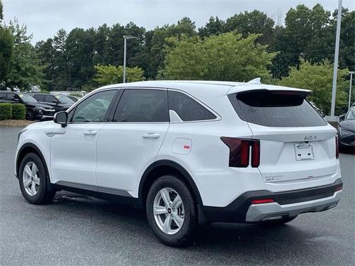 2025 Kia Sorento LX