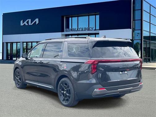 2026 Kia Carnival SX