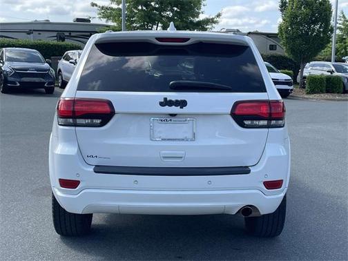 2021 Jeep Grand Cherokee Laredo
