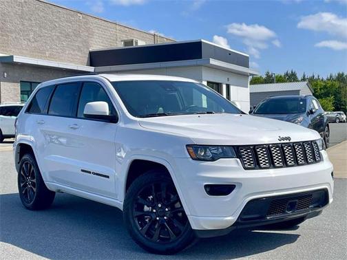 2021 Jeep Grand Cherokee Laredo