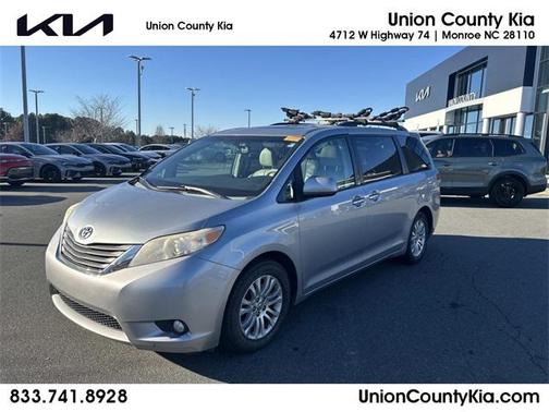 2014 Toyota Sienna XLE