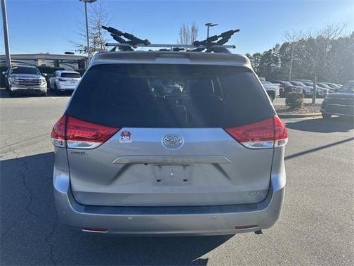 2014 Toyota Sienna XLE