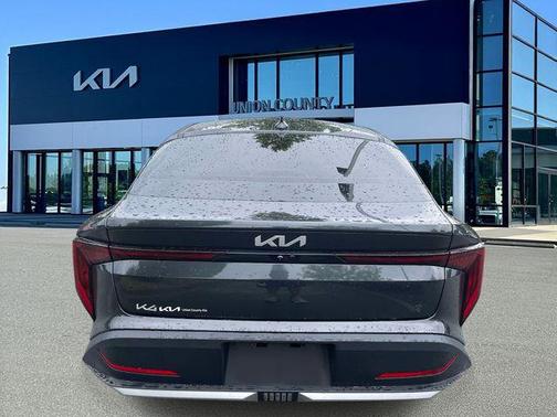 Interstellar Gray 2025 Kia K4 LX