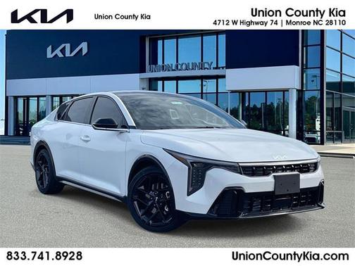 2025 Kia K4 GT-Line Turbo