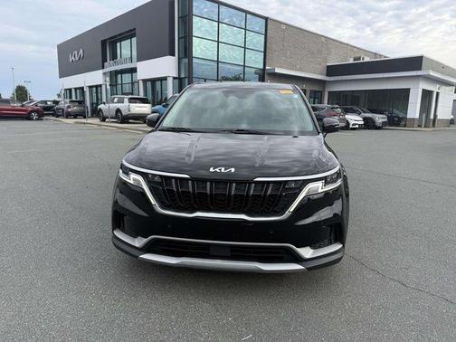Aurora Black 2022 Kia Carnival EX