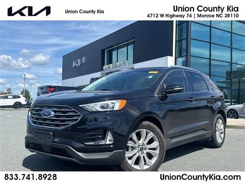 2020 Ford Edge Titanium