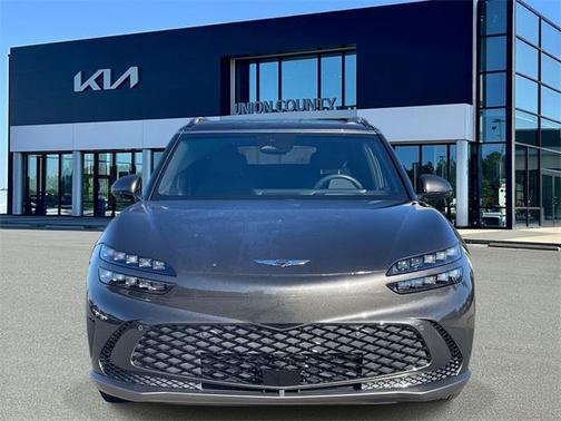 Makalu Gray 2024 Genesis GV60 Standard RWD