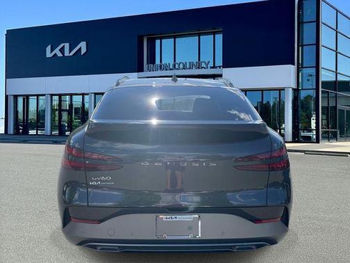 Makalu Gray 2024 Genesis GV60 Standard RWD
