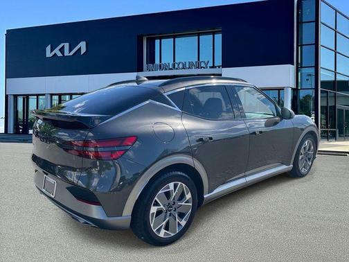 Makalu Gray 2024 Genesis GV60 Standard RWD