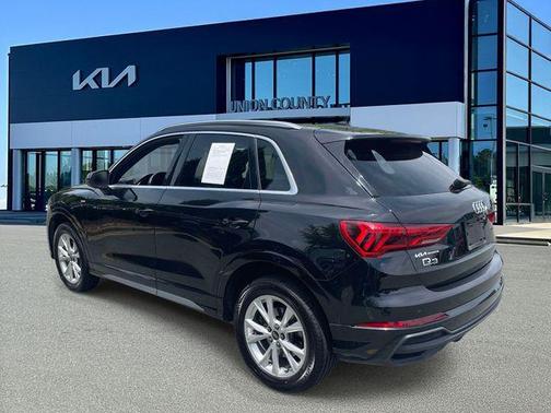 Mythos Black Metallic 2025 Audi Q3 Premium 45 TFSI S line quattro Tiptronic