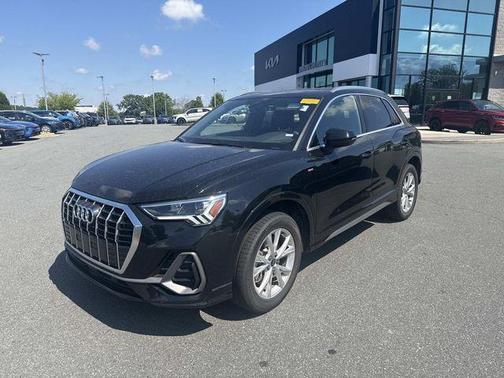Mythos Black Metallic 2025 Audi Q3 Premium 45 TFSI S line quattro Tiptronic