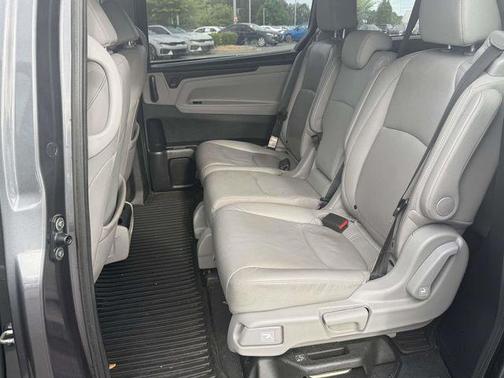 Lunar Silver Metallic 2019 Honda Odyssey EX-L
