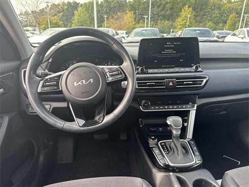 2023 Kia Seltos S