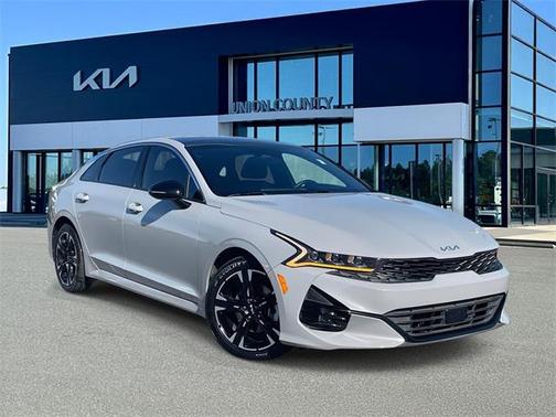 2022 Kia K5 GT-Line