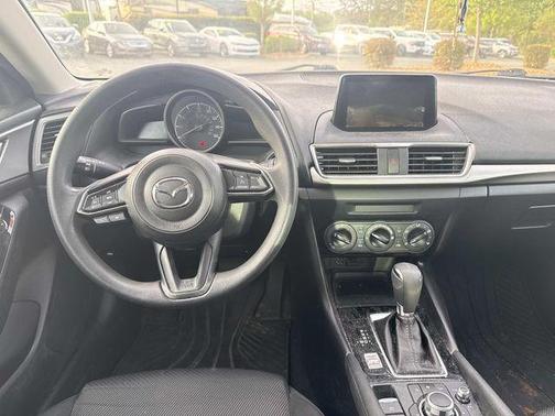 2018 Mazda Mazda3 Sport