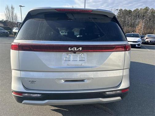 2023 Kia Carnival LX