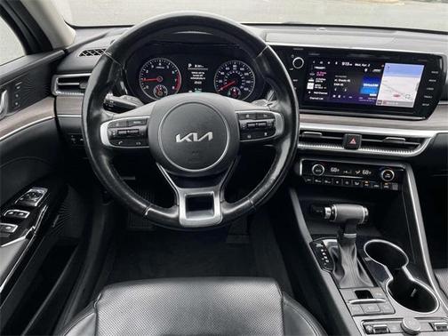 2022 Kia K5 EX