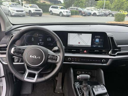 Glacial White Pearl 2024 Kia Sportage EX