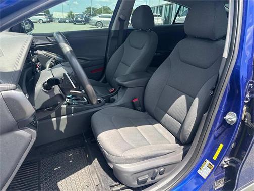 2022 Hyundai IONIQ Hybrid SE