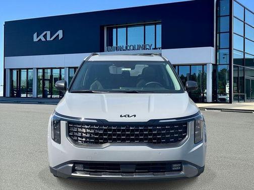 Ceramic Silver 2026 Kia Carnival SX