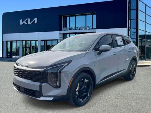 Wolf Gray 2027 Kia Sportage EX