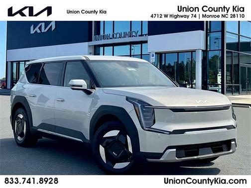 2026 Kia EV9 Light Long Range