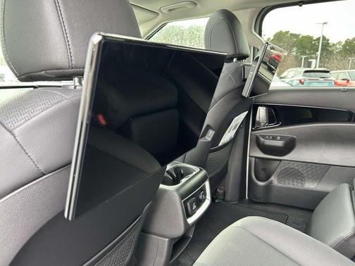 Ivory Silver 2026 Kia Carnival Hybrid SX Prestige