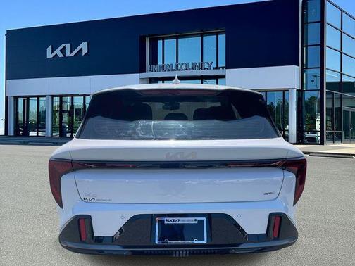 Snow White Pearl 2026 Kia K4 GT-Line Turbo